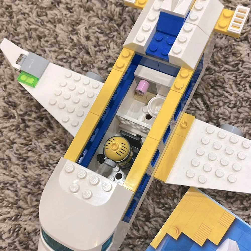 LEGO MINIONS Set 75547 - Picture 2 of 3